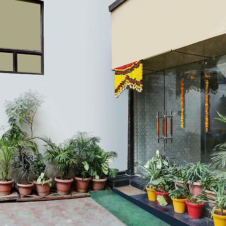 Hotel O Jammu Near Ragunath Bazaar Formerly Goodwill Exterior photo