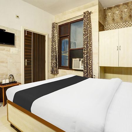 Hotel O Jammu Near Ragunath Bazaar Formerly Goodwill Exterior photo